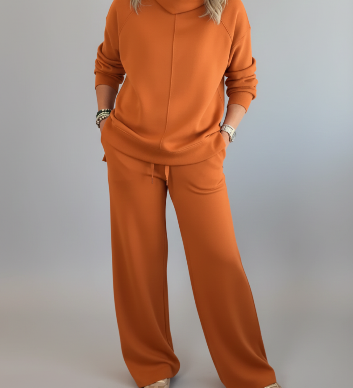 LOUISA | COMPLET ELEGANT ȘI CONFORTABIL PENTRU ZILELE DE ZI CU ZI