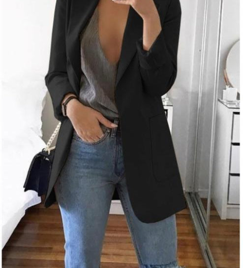 Eline | – Palton ajustat cu un croi elegant și confortabil
